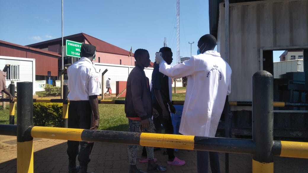 Can East Africa Stop Ebola Crossing Borders Without Disrupting Trade and Travel?